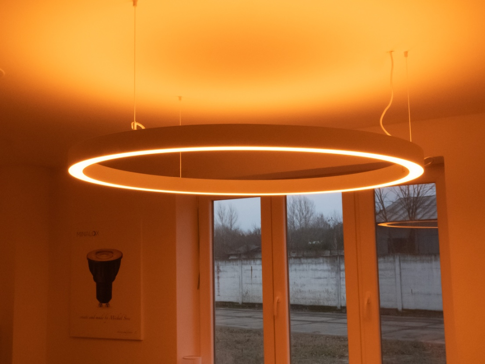 MINALOX_stmievatelne_svietidlo_RING5060_D1200_1800K_4500K_105D_biele_DC24V_smarthome_show2