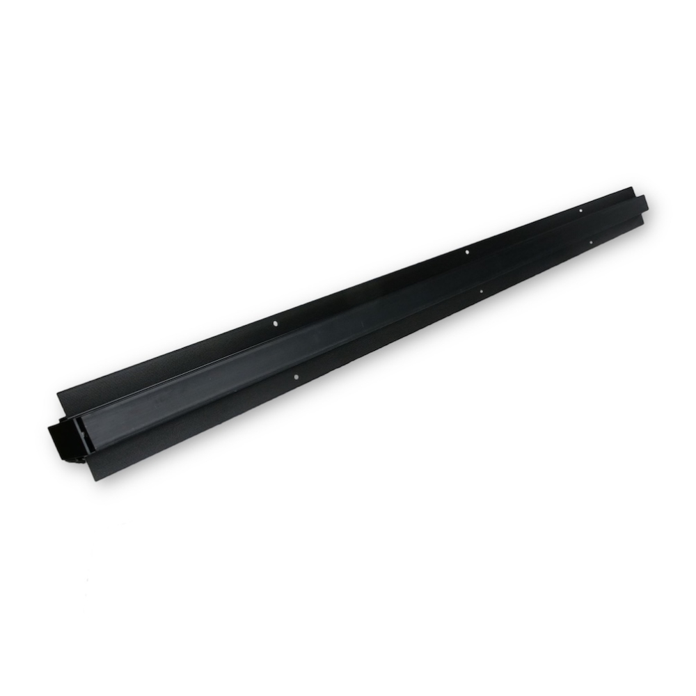 MINALOX_svetelna_lista_zapustena_EMT415_cierna_DC24V_smarthome_pohlad